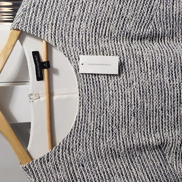 Banana Republic Dress - Picture 2 of 8